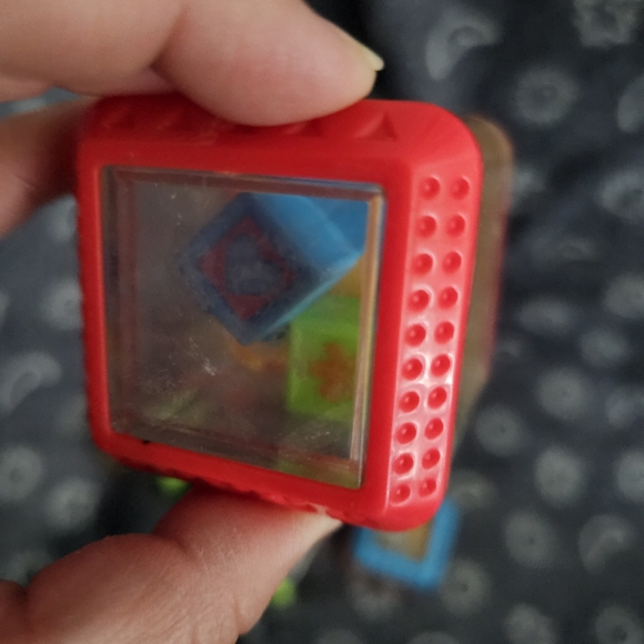 Vintage fisher price bucket w sensory blocks - Picture 5 of 7